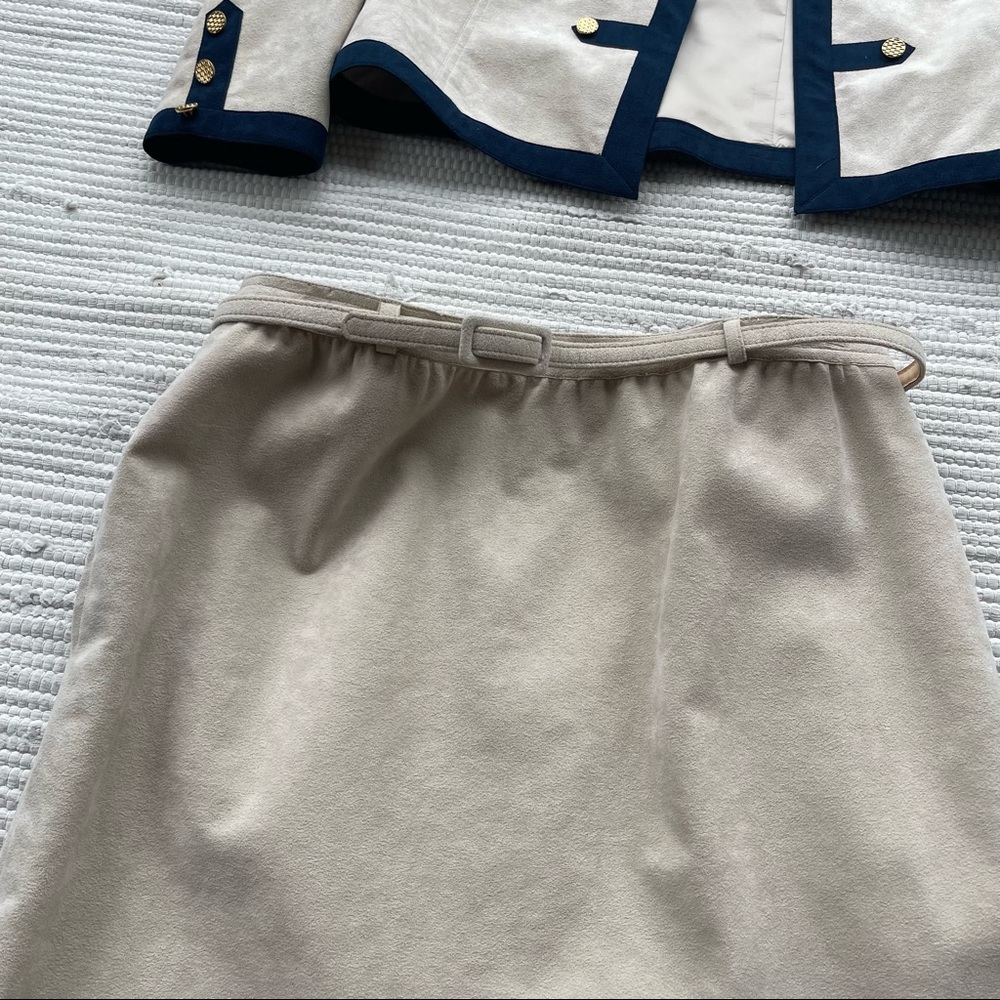 Vintage Nat Kaplan Ultrasuede Skirt Suit Navy Trim 70s Madison Ave Size 14 - Picture 6 of 12